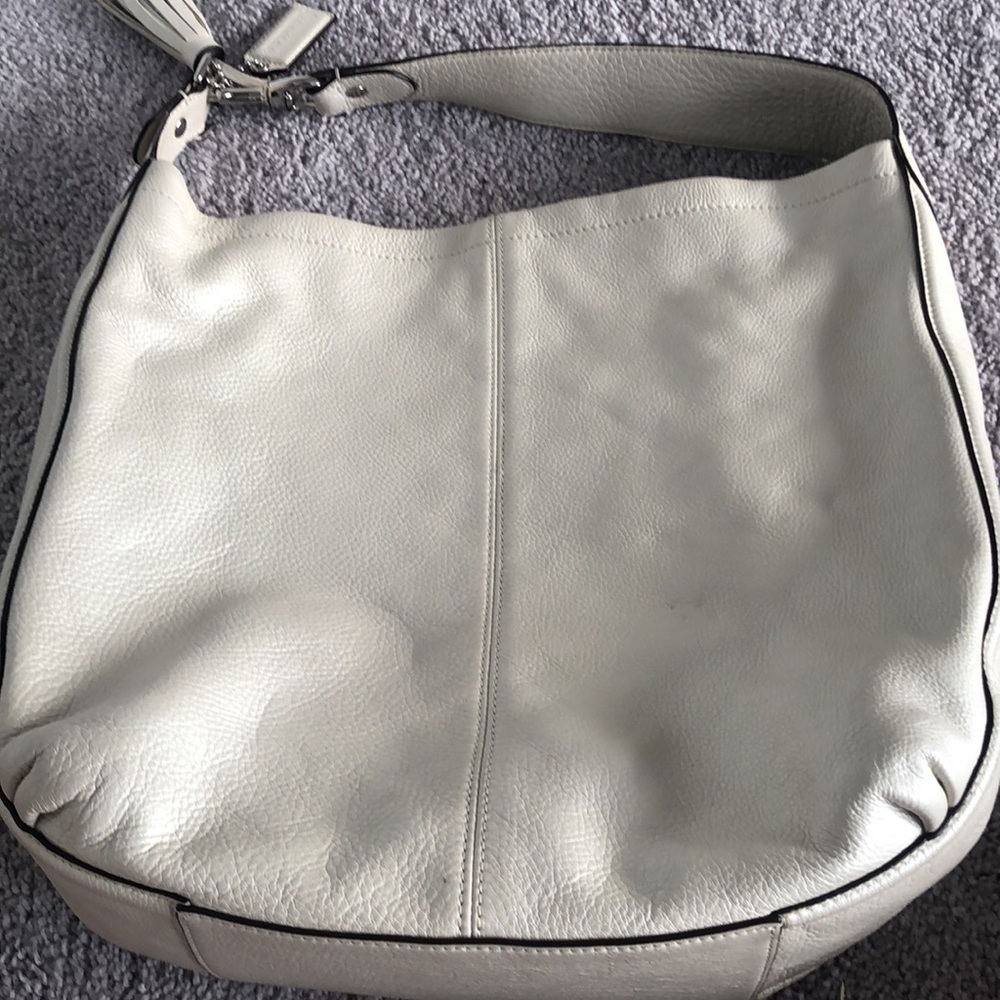 Coach purse - Picture 4 of 8